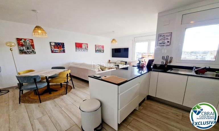 Foto 9ae07b02-10ca-4416-b948-b7d608f772a1. Apartament amb aparcament a Port Banyuls - Port Alegre - Port Empordà Empuriabrava
