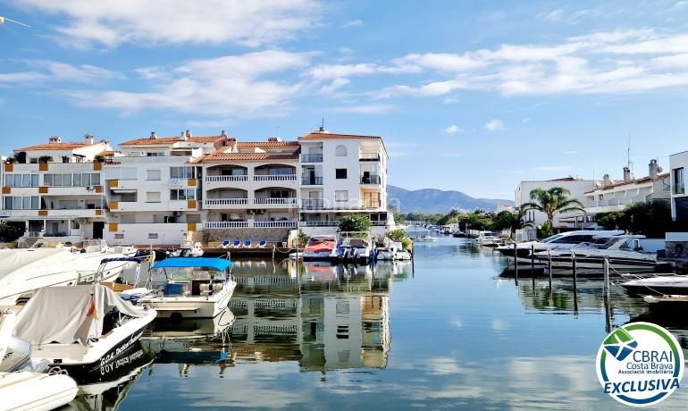 Foto d2ec8f64-2004-49e5-a2fd-1b8bac0e365c. Apartament amb aparcament a Port Banyuls - Port Alegre - Port Empordà Empuriabrava