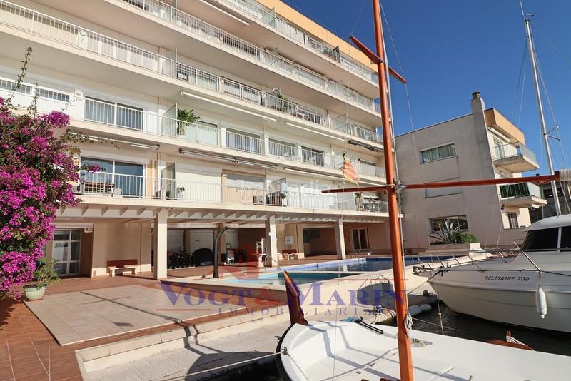 Foto 360b6323-2736-46bd-bfad-a1b2f3dfba20. Àtic amb calefacció piscina a Santa Margarida Roses