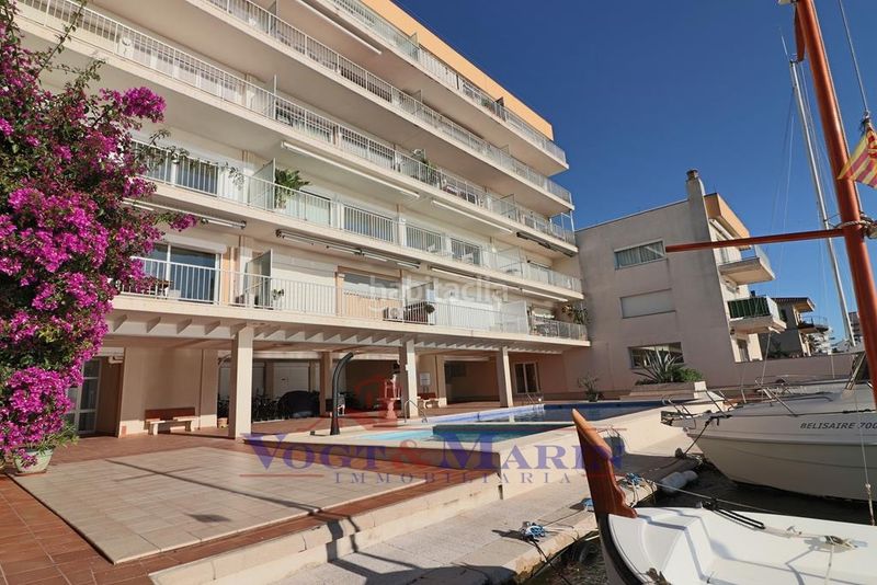 Foto cd0003ca-2468-4345-ab1a-3d39df7e4ee4. Àtic amb calefacció piscina a Santa Margarida Roses