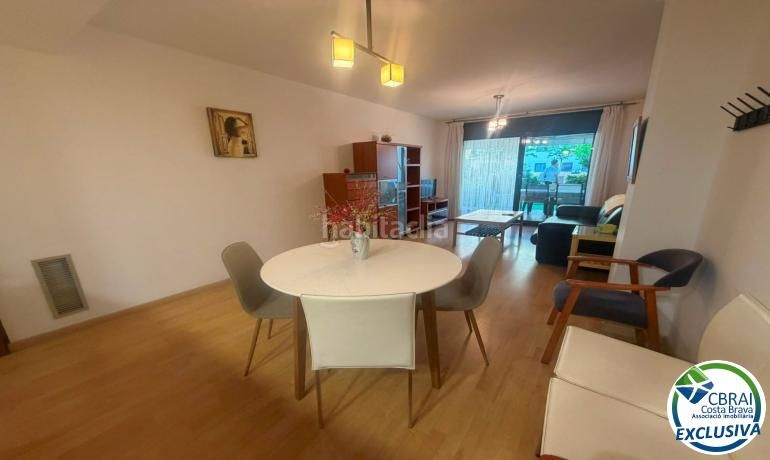 Foto 4c24b856-0c73-4127-bf57-6641cba5c3ae. Apartament amb calefacció aparcament piscina a Salatar Roses