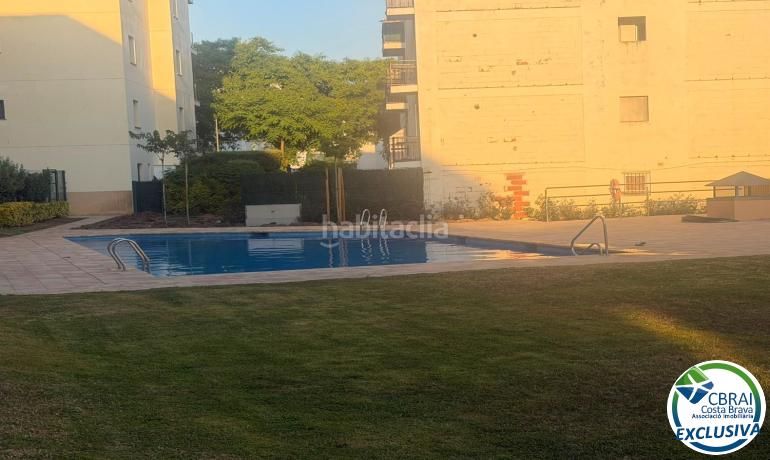 Foto 6fb79b72-63c7-4871-be6e-ca85febadee7. Apartament amb calefacció aparcament piscina a Salatar Roses