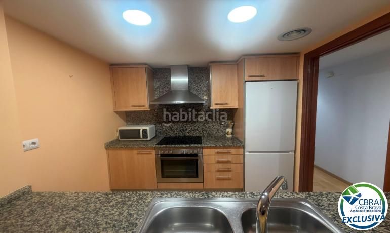 Foto afa912a2-cb69-4401-9888-cc2abee10067. Apartament amb calefacció aparcament piscina a Salatar Roses
