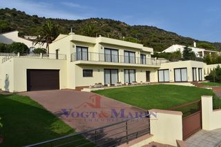 Casa  Carrer xaloc. Exclusiva villa de lujo con encanto mediterráneo y vistas panorá