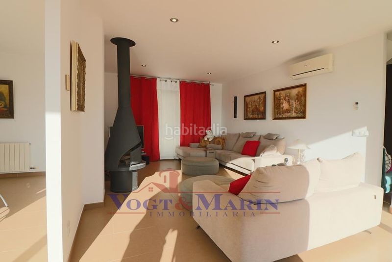 Foto caa34192-2ee7-465b-a81a-2758141c120b. Casa amb xemeneia calefacció aparcament piscina a Pau