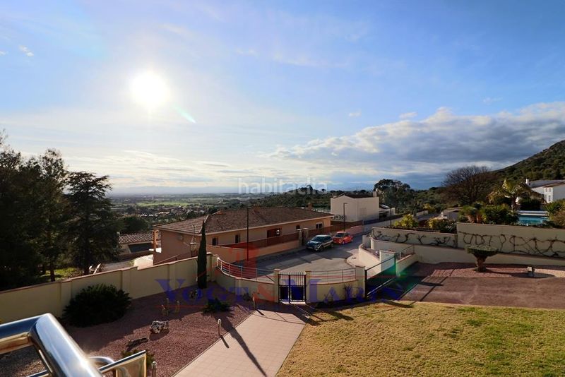 Foto fd567c87-e46f-405d-9f59-65d53c525508. Casa amb xemeneia calefacció aparcament piscina a Pau
