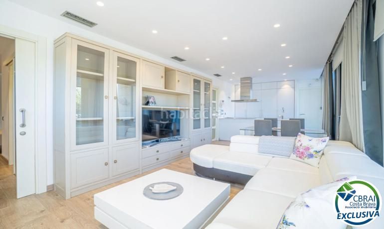 Foto 8b7cf2ab-ee64-43e8-80c1-6aa691ba8345. Apartamento  en planta baja con jardín en santa margarita, en Roses