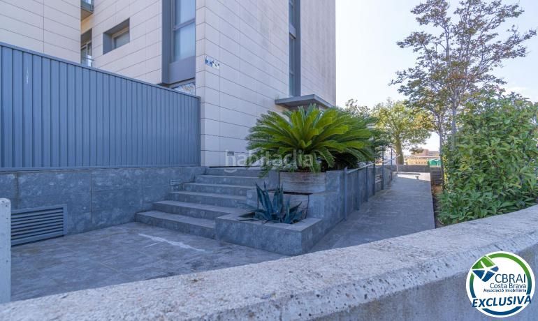 Foto b2cf6ef6-7a61-4126-92a7-8427f30dda29. Apartamento  en planta baja con jardín en santa margarita, en Roses