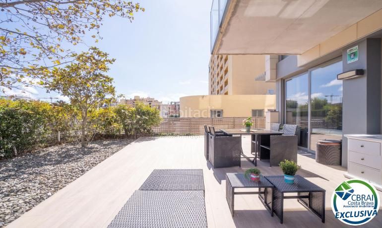 Foto b8e4306b-c1fe-44d8-9e44-d7ef1080510b. Apartamento  en planta baja con jardín en santa margarita, en Roses