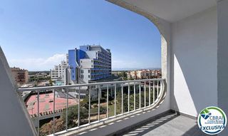 Apartament a Muga - Gran Reserva - Badia. Apartamento en primera línea de mar con terraza en empuriabrava