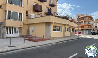 Apartment  Carrer de la roca negra. Apartamento reformado a 200m de la playa en santa margarita