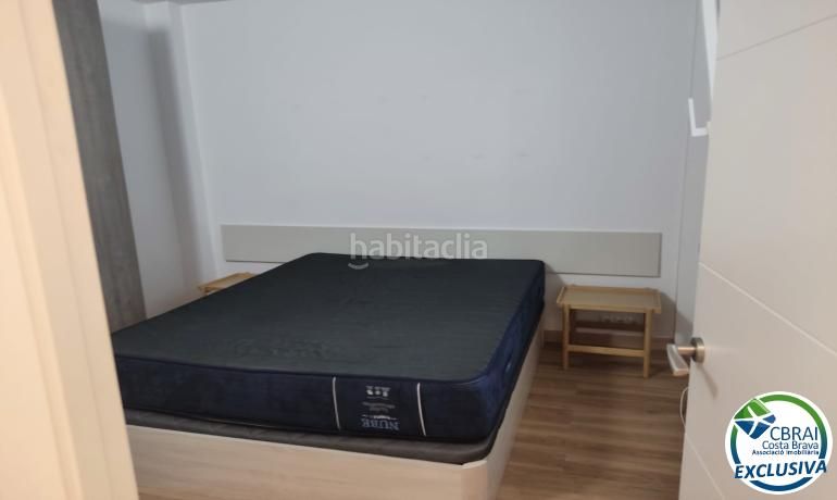 Foto 62563829-30df-41fa-85c7-9c4d13d24425. Apartamento  reformado con terraza y vistas al canal en Roses