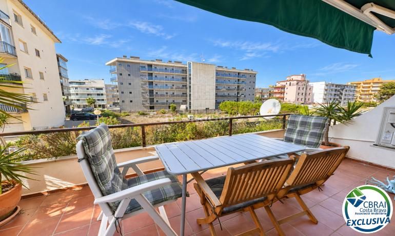 Foto c0f7edf7-c74b-43d2-b160-81b499d8f9de. Estudi a Santa Margarida Roses