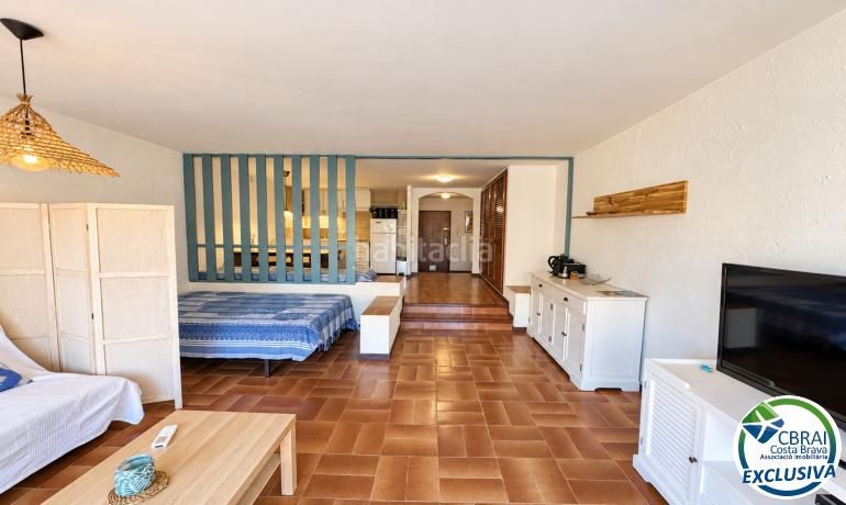 Foto f6067b57-3619-4054-b1bd-a53b1db9f7cb. Estudi a Santa Margarida Roses