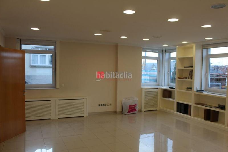 Foto 7db3b740-0736-4d83-8300-265b4b19e1d1. Location bureau avec chauffage dans Ensanche - Sar Santiago de Compostela