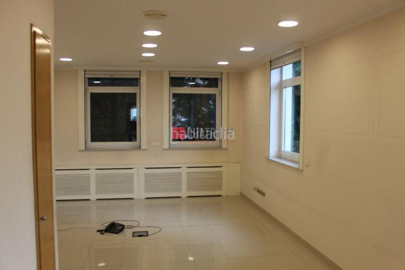 Foto 992cb224-c202-4a6c-aea8-4f6549a2d73b. Location bureau avec chauffage dans Ensanche - Sar Santiago de Compostela