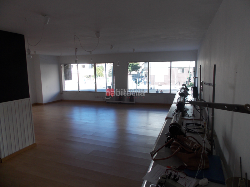 Foto 1ef5267e-6b0e-40bb-81c2-9c3d10250756. Rent office space in Ensanche - Sar Santiago de Compostela