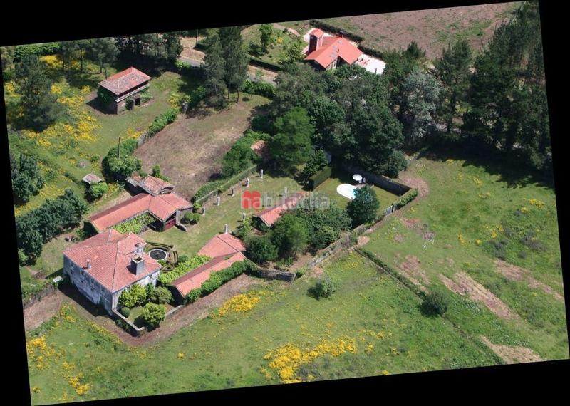 Foto dfaec936-ec70-44e9-8b2b-90f03b120b01. Masia amb aparcament piscina a Touro