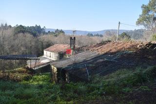 Terreny residencial  Ac-841. Se vende finca rústica con vivienda antigua para rehabilitar en
