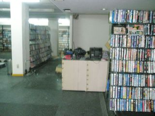 Local Comercial a Ensanche - Sar. Se vende local céntrico en zona estudiantil ubicado en galería c