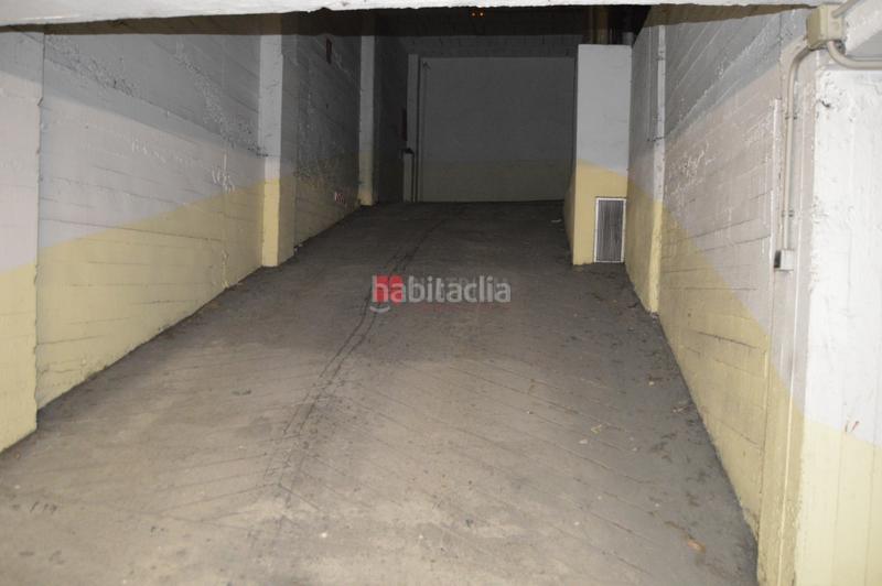 Foto ebe27248-511f-412f-82ad-13e0ccba22a6. Parking voiture dans Ensanche - Sar Santiago de Compostela