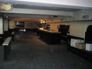 Local Comercial a Ensanche - Sar. Local acondicionado en venta en primera linea comercial amplio y
