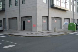 Location Local commercial à Conxo. Local comercial en obra en esquina siendo una de las mejores ubi