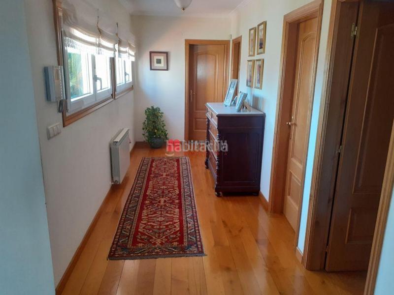 Foto 44e77efb-fff6-43da-b97c-d3d3b3406c95. Casa con riscaldamento parcheggio in Parroquias de Santiago Santiago de Compostela