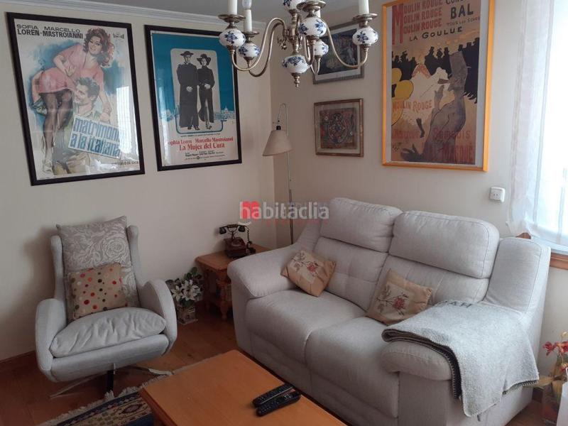 Foto aeb69f0e-49ef-4612-9408-af34698a4172. Casa con riscaldamento parcheggio in Parroquias de Santiago Santiago de Compostela