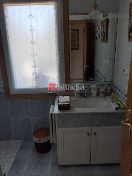 Foto b0465296-d130-43aa-b569-c9da0b72c6d3. Casa con riscaldamento parcheggio in Parroquias de Santiago Santiago de Compostela