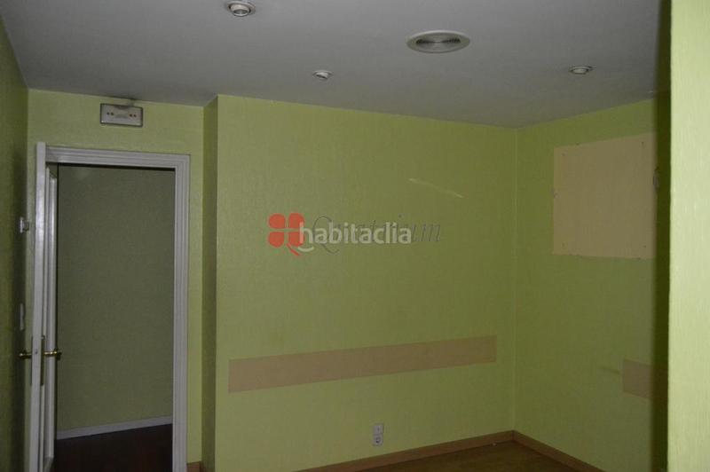 Foto 3c4c3666-914d-491c-9381-45b79bb26e89. Miete büro in Ensanche - Sar Santiago de Compostela