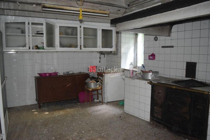 Foto e01a8667-af1d-41c8-bf78-bf45e5e7e597. Casa en Castiñeiriño - Cruceiro de Sar Santiago de Compostela