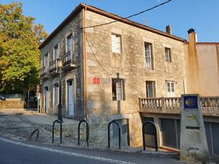 House  N/a. Se vende vivienda unifamiliar de piedra para reformar en rúa do