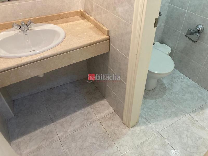 Foto 2ca015a5-4564-4a9c-8f85-d1ad5a485520. Location bureau dans Campus Norte - San Caetano Santiago de Compostela