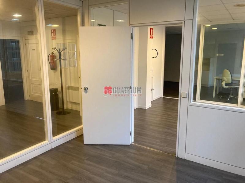 Foto d75e2a01-6c7c-4768-876c-3a53ee8a4713. Miete büro in Campus Norte - San Caetano Santiago de Compostela