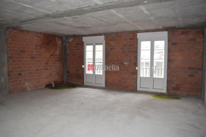 Foto edc0f713-a8cb-4f32-b689-3c22147d5c3c. Edifici a Noia