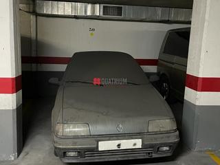 Parking coche en Rúa de Sánchez Freire