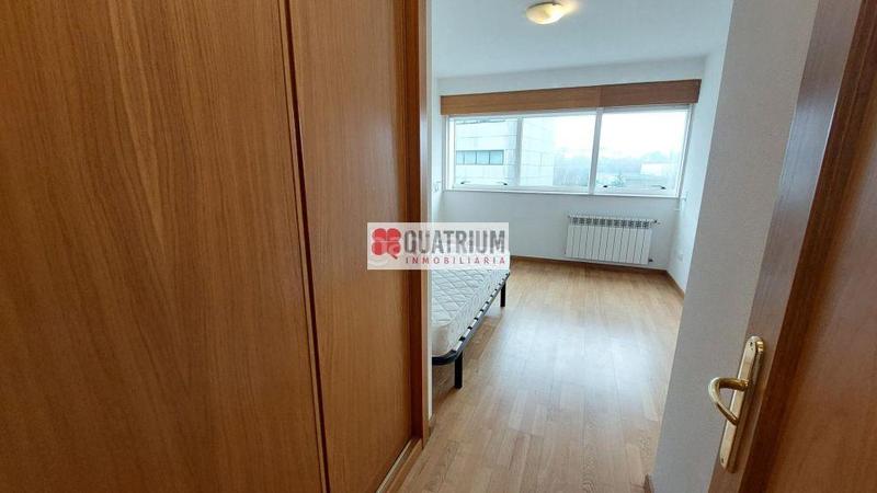 Foto 040f67c4-5f24-4176-9124-9d78a8eb2431. Pis amb calefacció aparcament a San Lázaro - Meixonfrío Santiago de Compostela