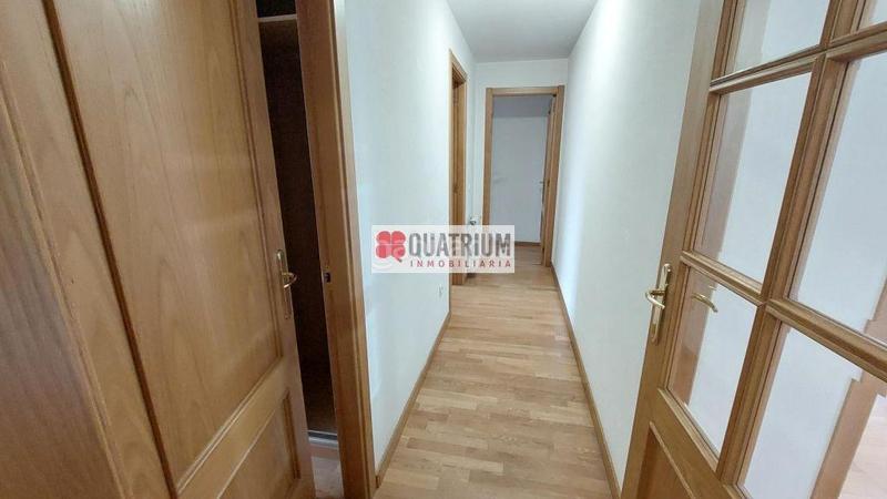 Foto d26e6b39-e094-4680-a132-90b38897ae03. Pis amb calefacció aparcament a San Lázaro - Meixonfrío Santiago de Compostela