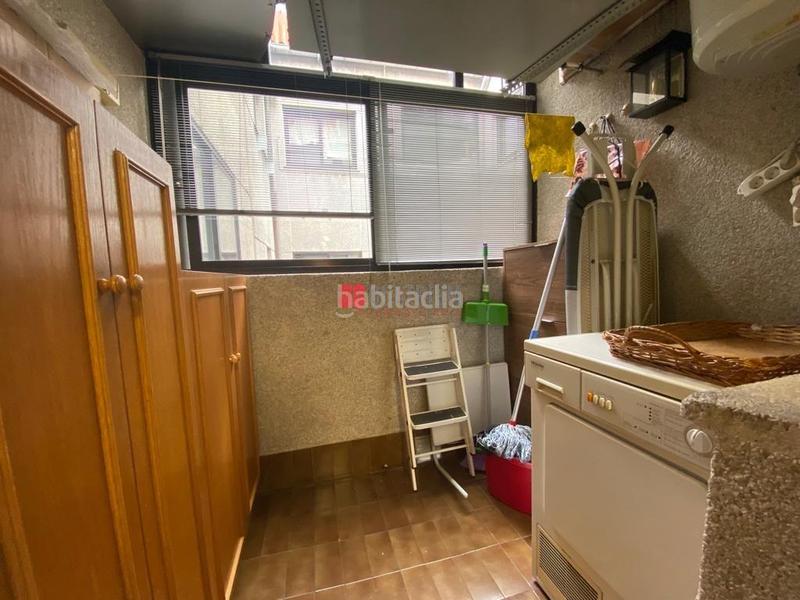 Foto 60325216-f3b8-4193-9531-28b38661d7e7. Pis amb calefacció aparcament a Ensanche - Sar Santiago de Compostela