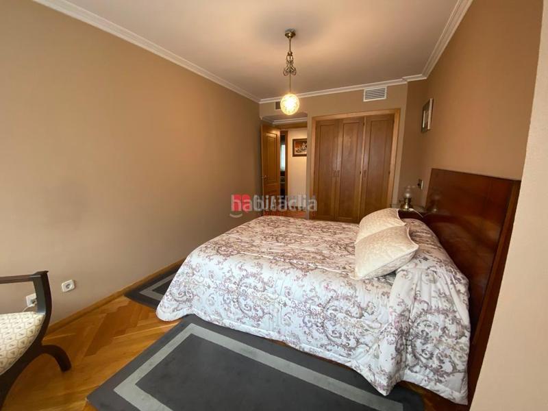 Foto 960d4072-b0fc-4e94-bbd0-a2bda819cbb2. Pis amb calefacció aparcament a Ensanche - Sar Santiago de Compostela