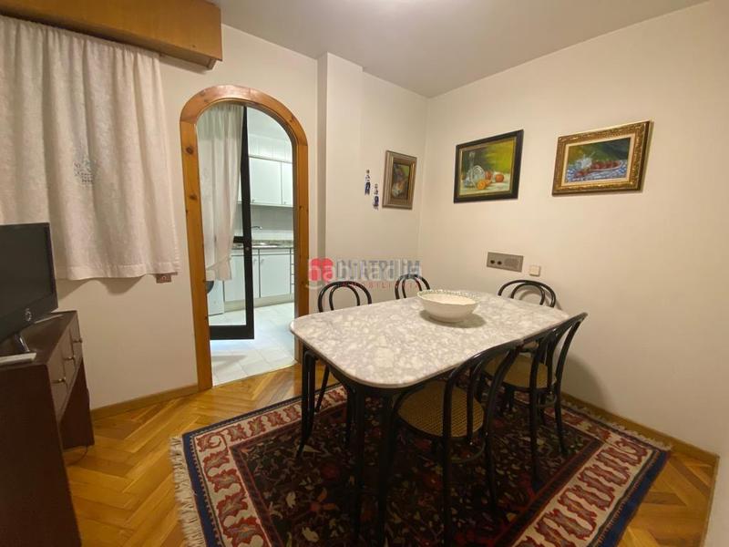 Foto a7f3c532-ad64-49a8-b527-23621d2aa90d. Pis amb calefacció aparcament a Ensanche - Sar Santiago de Compostela