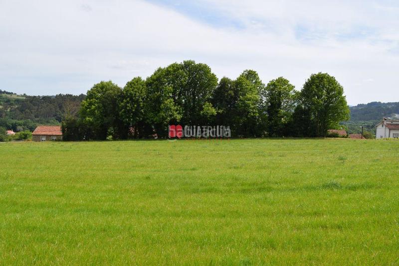 Foto 77eb48a8-bfbc-44f3-8c0c-5fba5b6a73d4. Wohngrundstück in Parroquias de Santiago Santiago de Compostela