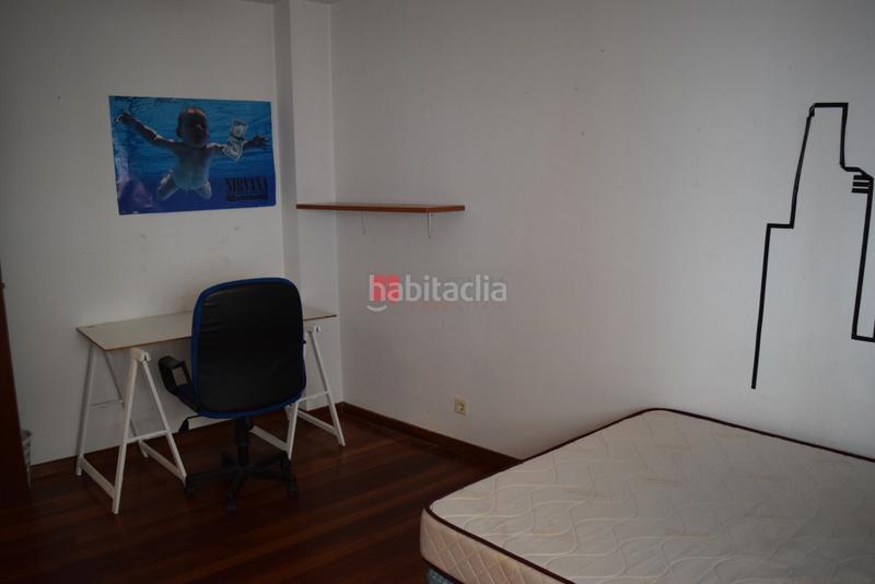 Foto bfff1d65-4438-49c5-ab00-0d2f8a0137bd. Appartamento con riscaldamento in Ensanche - Sar Santiago de Compostela