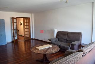 Etagenwohnung in Ensanche - Sar