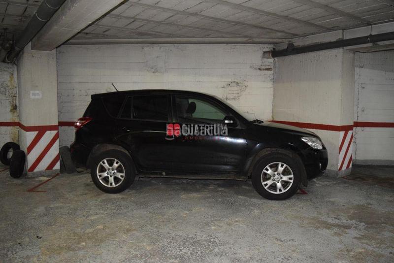 Foto a3daeba1-21ee-417d-be4a-c6e11feb3141. Aparcament cotxe a Ensanche - Sar Santiago de Compostela