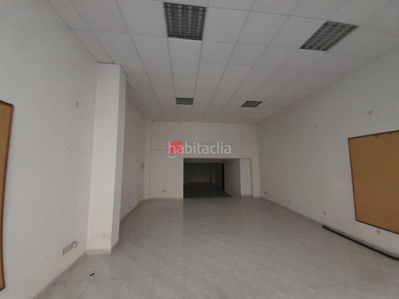 Foto d388099c-eded-4f8e-ba95-328caf0e7c15. Local comercial en O Milladoiro Ames