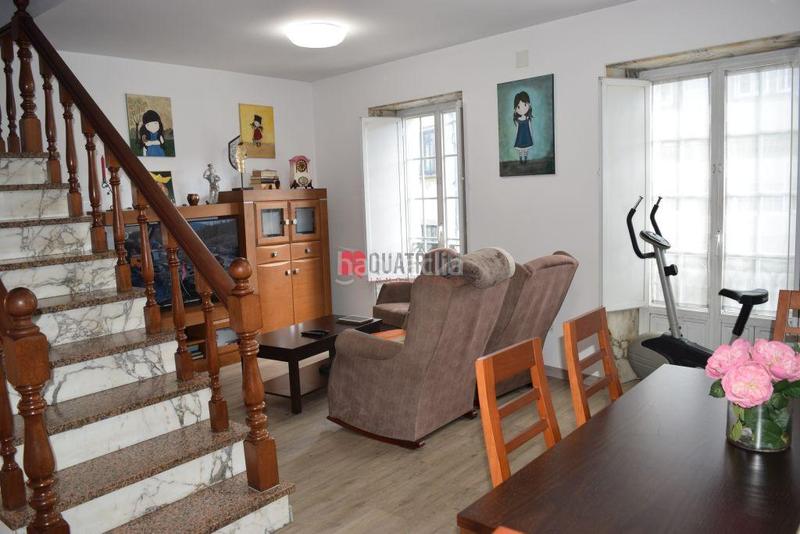 Foto b897b694-abfe-4e1c-ae5b-2f170fa78fd4. Casa a Campus Norte - San Caetano Santiago de Compostela