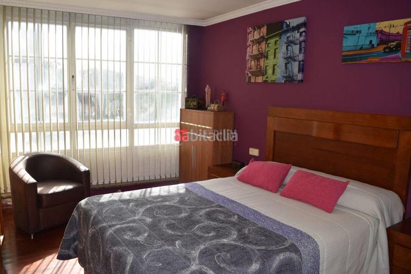 Foto d9bfd4ef-44c8-49bd-b37a-bf6dbe3c1f9d. Casa a Campus Norte - San Caetano Santiago de Compostela