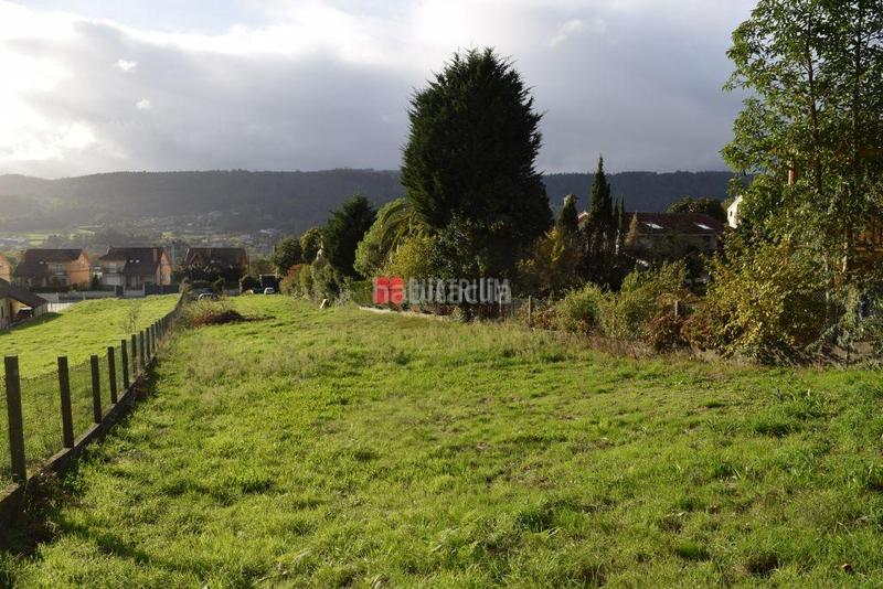 Foto 140a3891-e320-40f3-a956-22fc106cc0ce. Terreno residencial en área de Ames Ames